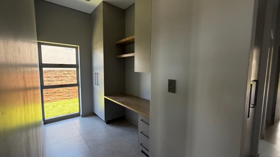  Bedroom Property for Sale in Vyfhoek A H North West